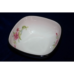 Миска 0.6л. квадратная 0305 К/6  /М/